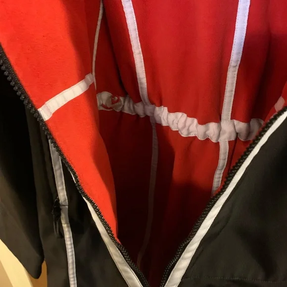 Lululemon jacket - Picture 4 of 7